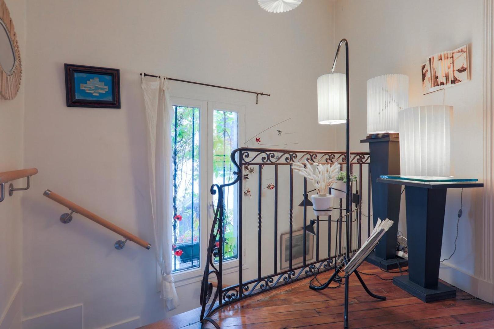 Gasthuis The Iris - Cosy Spacious House & Terrace Parijs