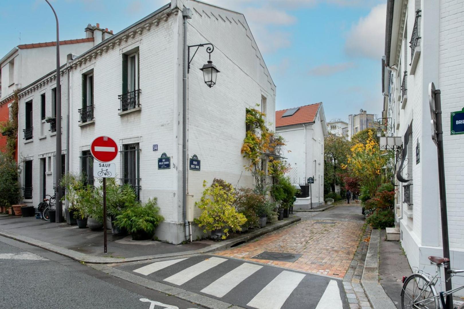 The Iris - Cosy Spacious House & Terrace * Parijs